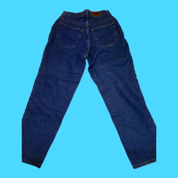 L.L. Bean Double L Relaxed fit fully lined women's jeans. Size 10p - Picture 3 of 7